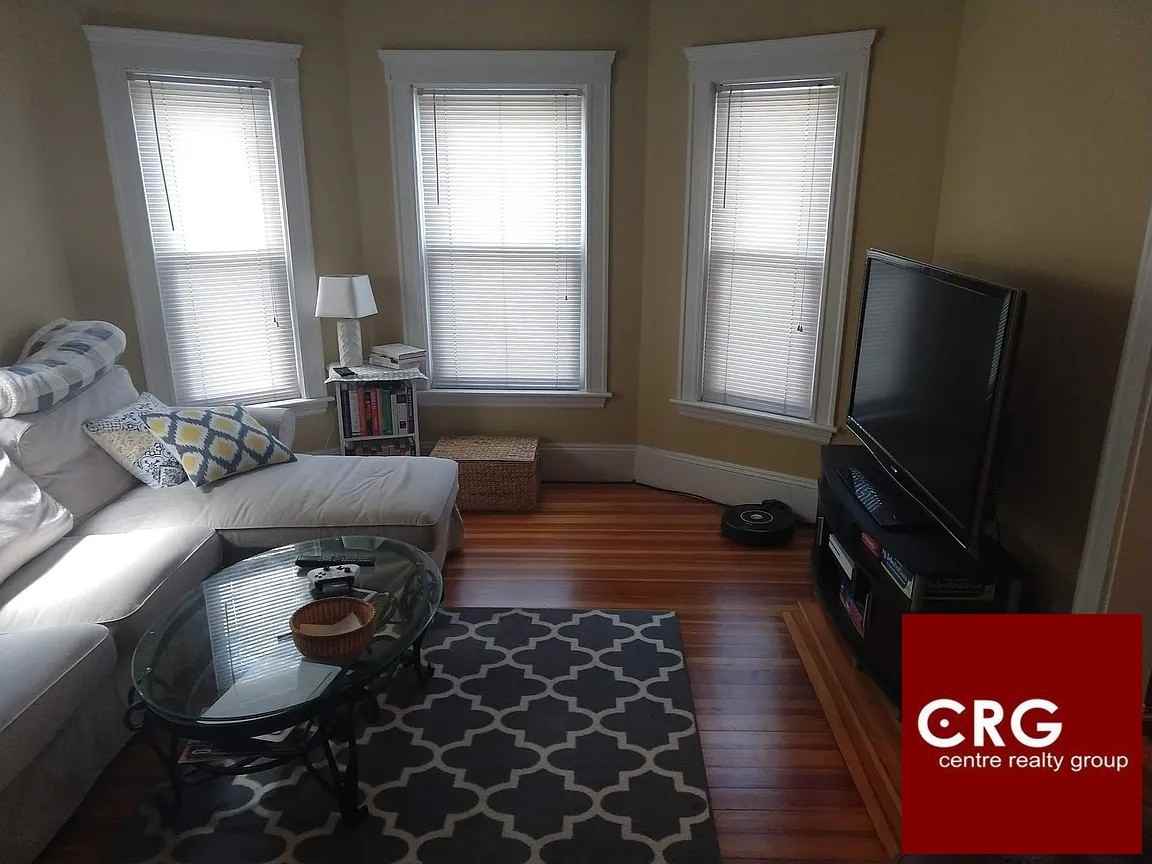 71 Simpson Ave - Photo 6 of 15