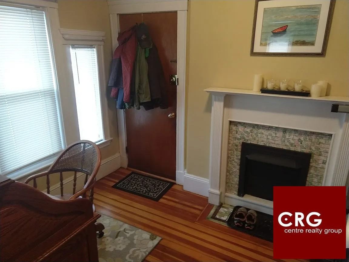 71 Simpson Ave - Photo 7 of 15
