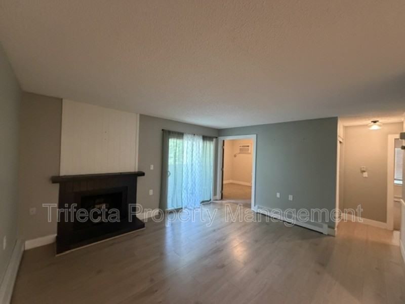 3431 Stover St - Photo 2 of 12