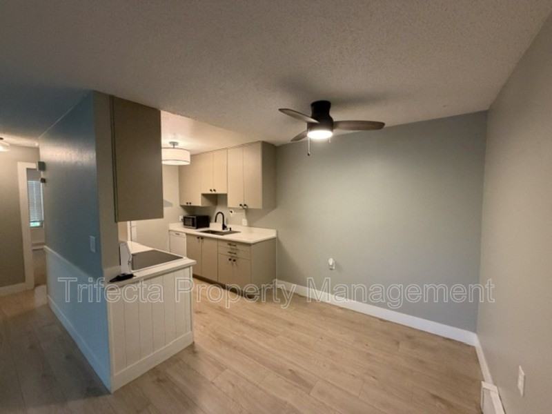 3431 Stover St - Photo 3 of 12
