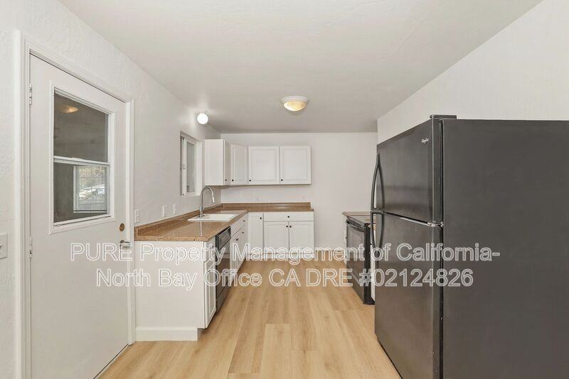 1040 S Cloverdale Blvd - Photo 7 of 22