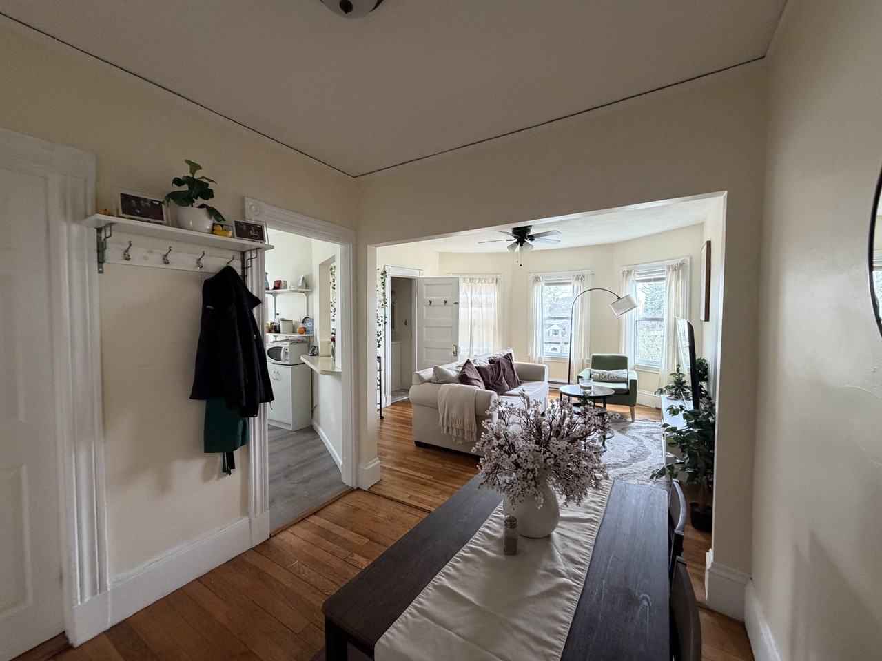 85 Grand View Ave - Photo 3 of 13
