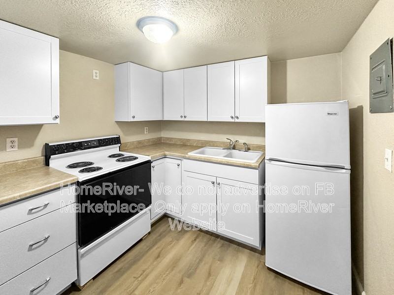 634 E 23rd Ave #G - Photo 2 of 16