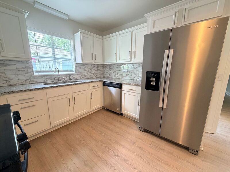 4816 3rd Ave S - Photo 4 of 11