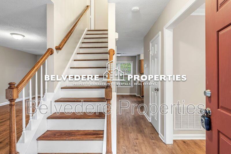 2320 Meadow Gate Dr - Photo 3 of 42