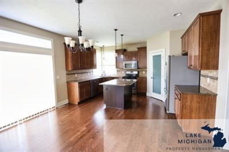 8965 Plantation Dr Sw - Photo 2 of 16