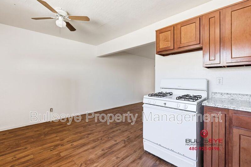 5644 S 7th St #2 - Photo 6 of 20