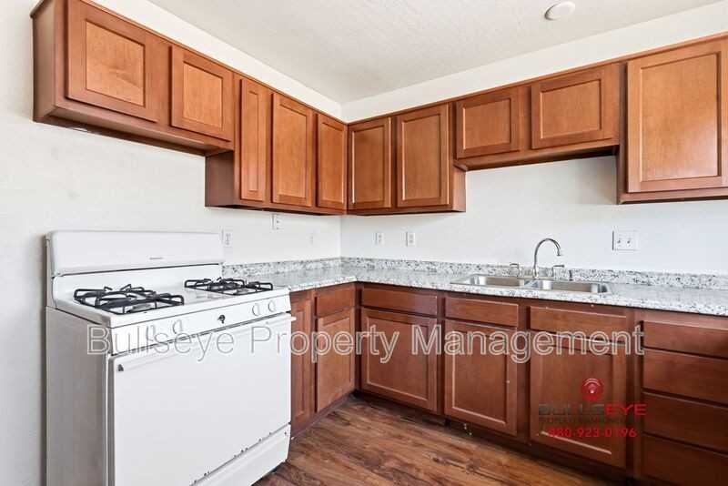 5644 S 7th St #2 - Photo 7 of 20