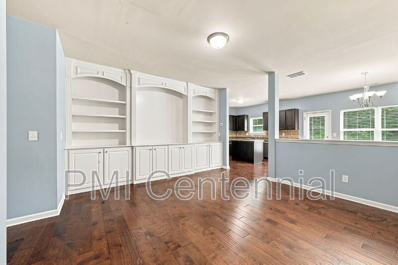 3217 Blue Springs Trce - Photo 7 of 29