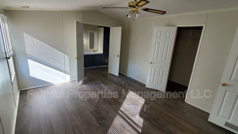 6397 Circle Dr - Photo 2 of 20