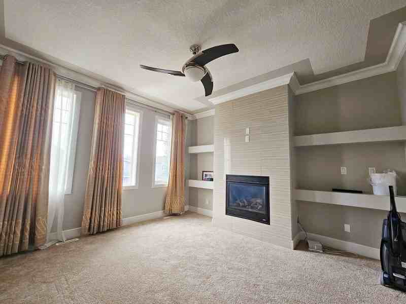 546 Albany Way Nw - Photo 2 of 32