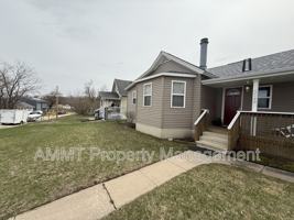 featured image of 3149 Grove Ct Se
