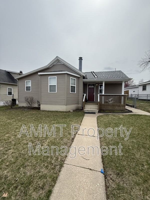 3149 Grove Ct Se - Photo 2 of 22