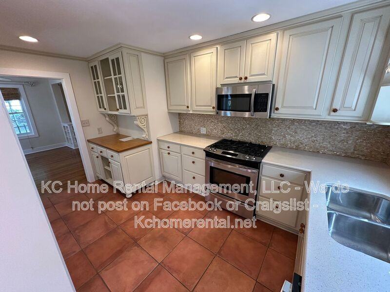 7208 Jefferson St - Photo 7 of 39