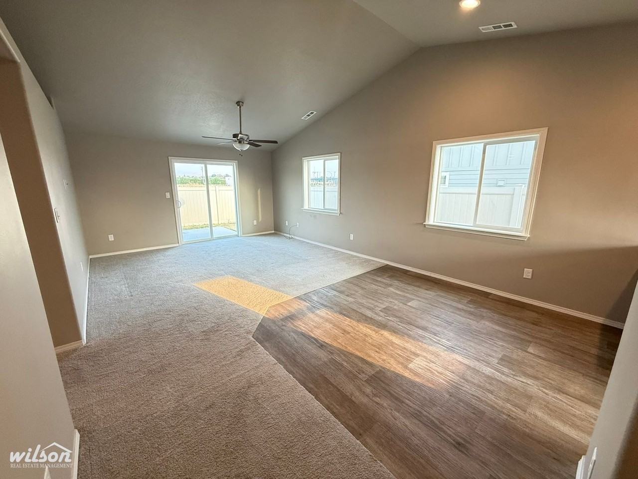 1912 S 62nd Ave - Photo 2 of 15
