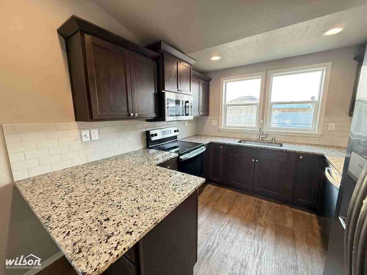 1912 S 62nd Ave - Photo 7 of 15