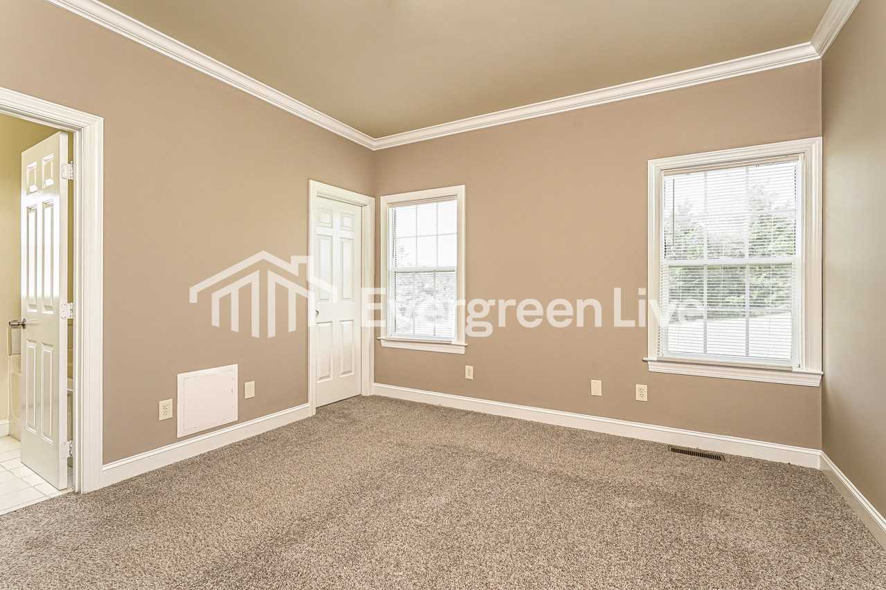 148 Tortoise Ln - Photo 2 of 10