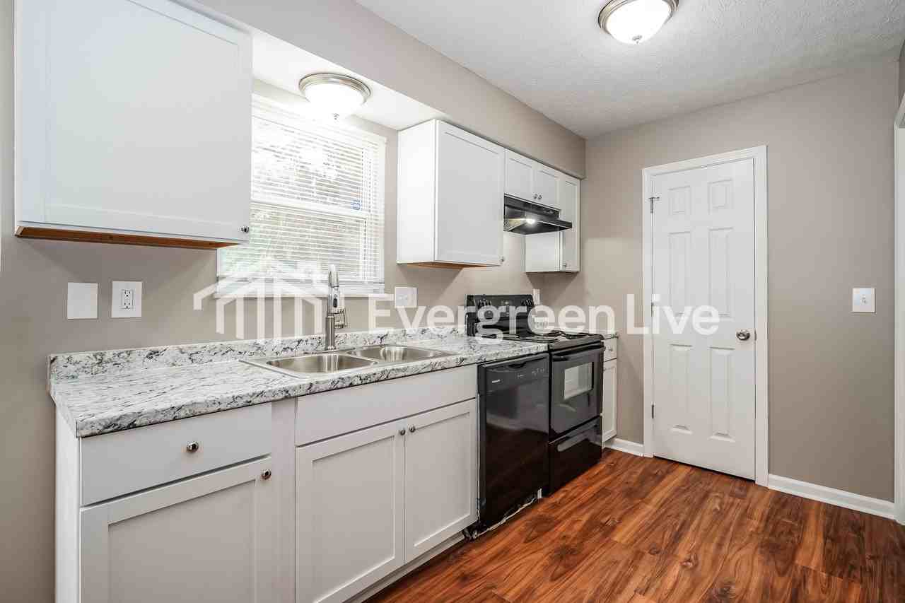 2904 Blue Top Dr - Photo 7 of 15