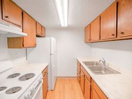 featured image of 605 W 3rd St