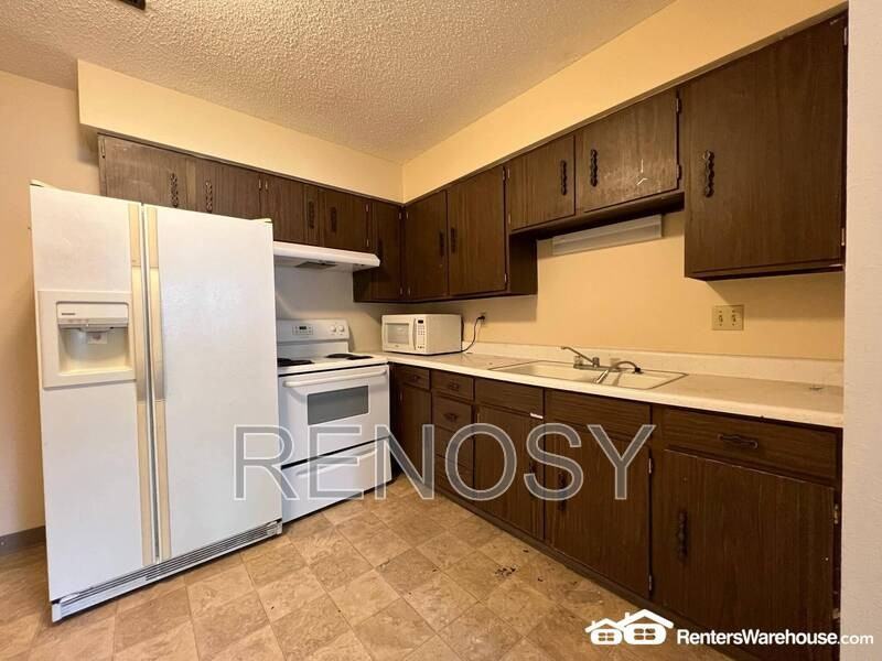 303 S Madison St #12 - Photo 5 of 13