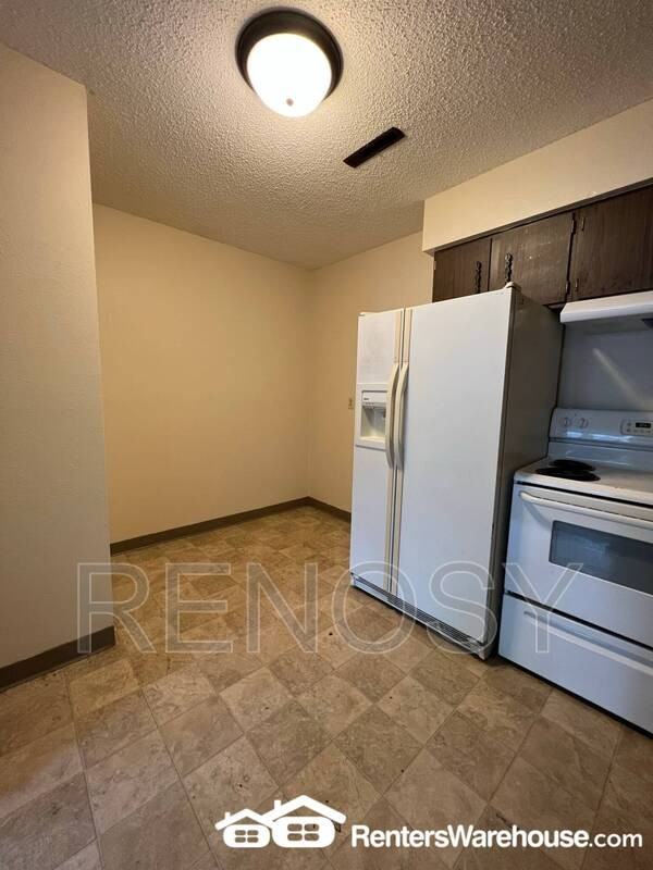 303 S Madison St #12 - Photo 6 of 13