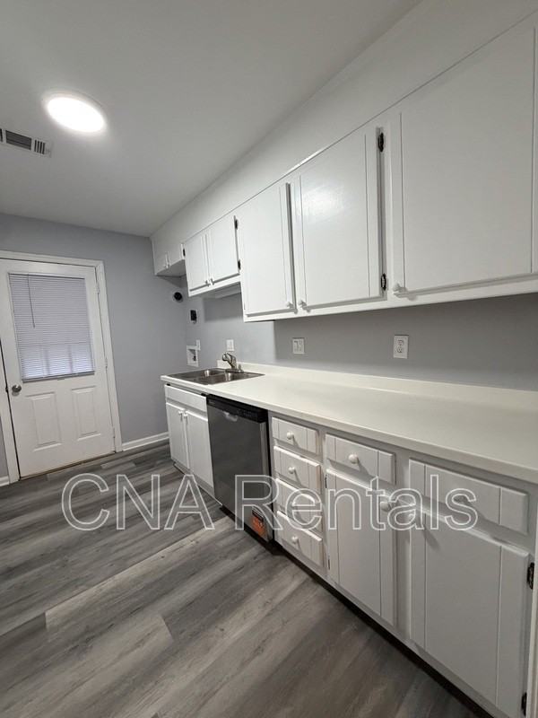 270 Kimberly Way - Photo 4 of 14