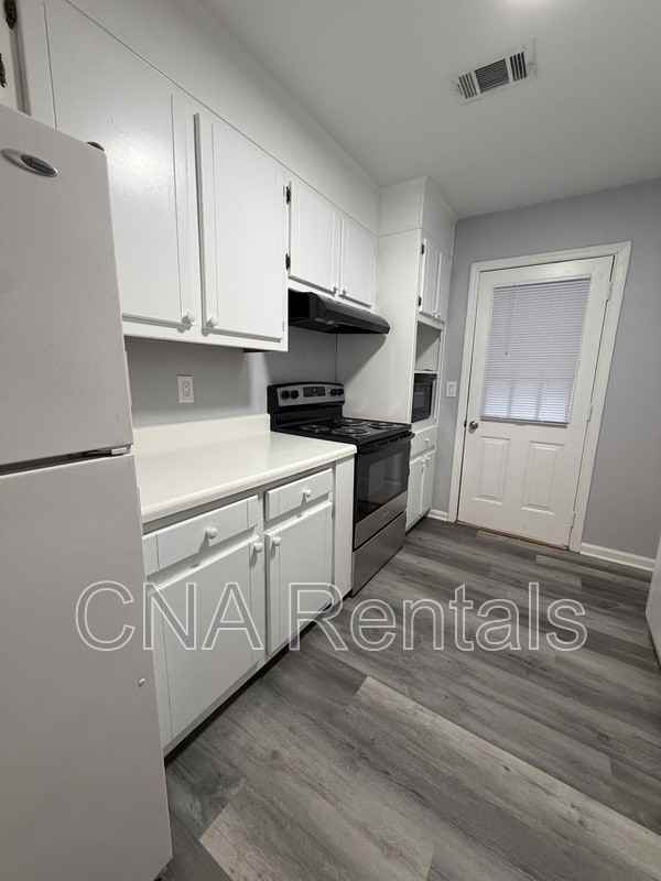 272 Kimberly Way - Photo 6 of 16