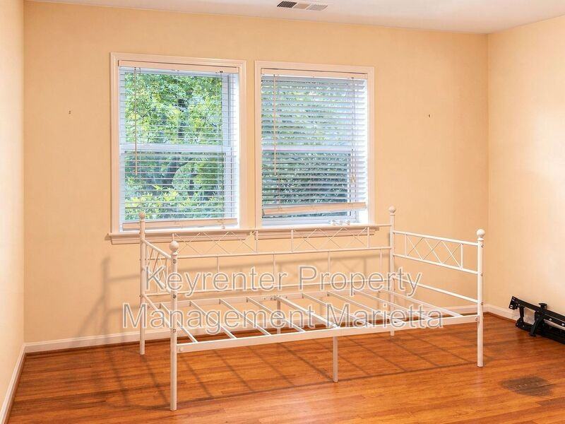 725 Mcburnette Rd Ne - Photo 5 of 25