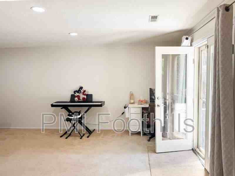 9318 W Coal Mine Ave - Photo 3 of 14