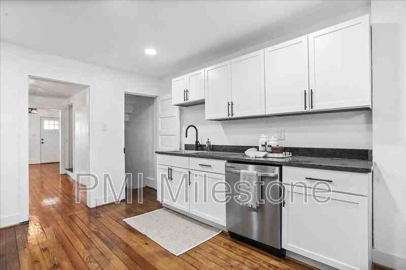 16 Woods Ln - Photo 5 of 39