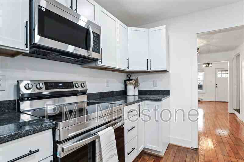 16 Woods Ln - Photo 6 of 39