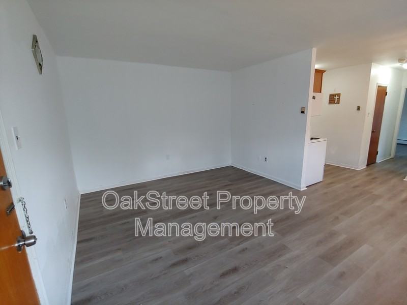 6 Burr Ave - Photo 2 of 8