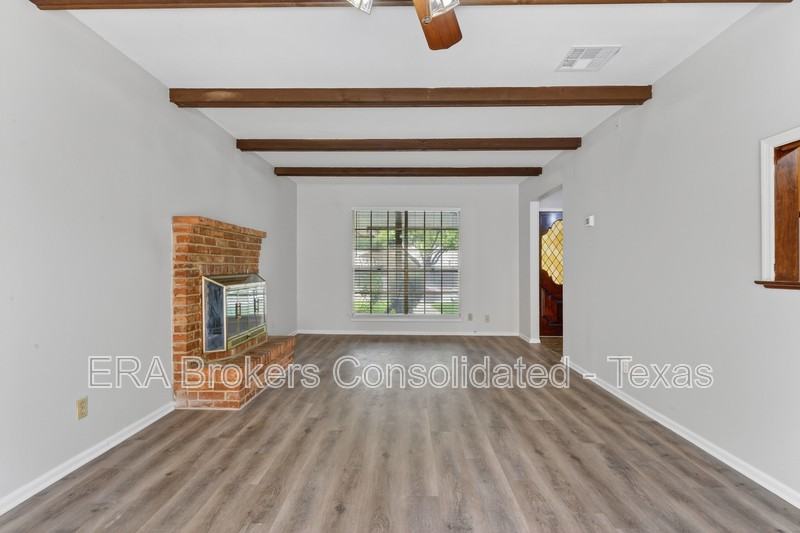14301 Brook Hollow Blvd - Photo 4 of 22