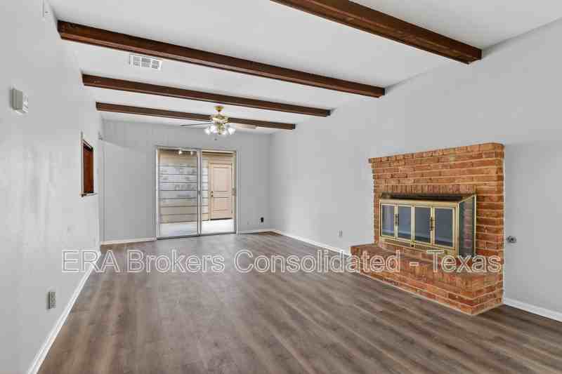 14301 Brook Hollow Blvd - Photo 6 of 22