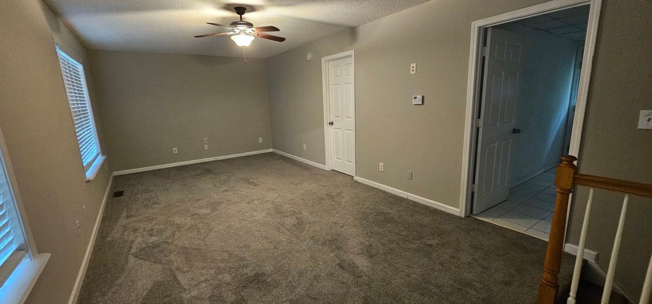 512 Earnest Ln - Photo 5 of 8