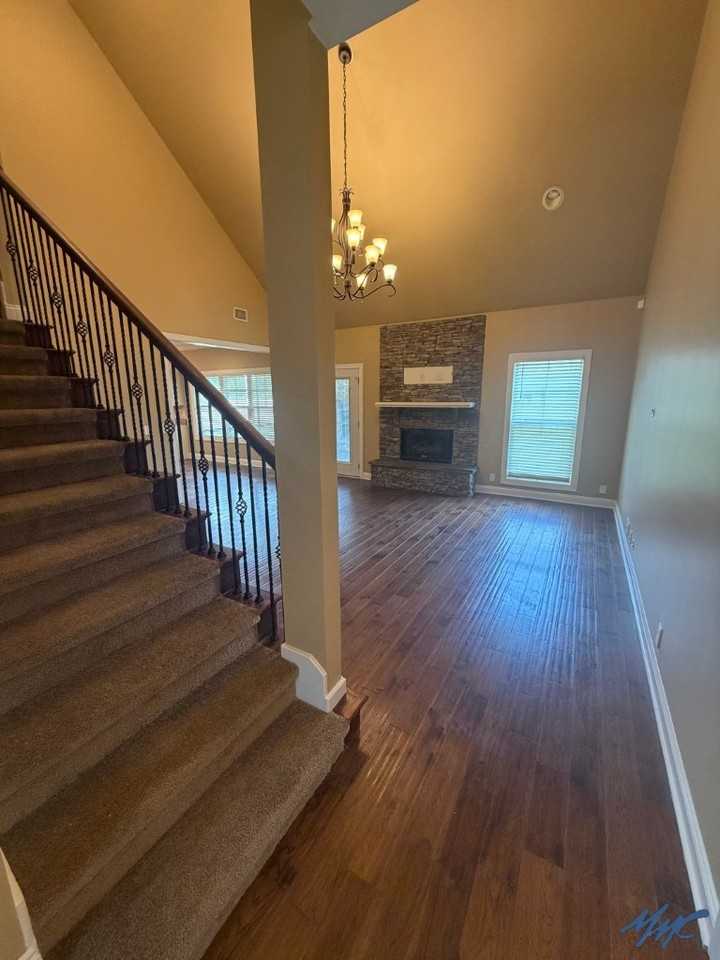 4406 Maximillion Cir - Photo 4 of 42