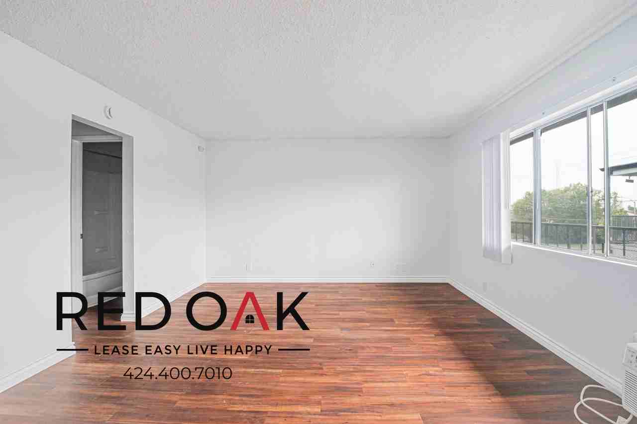7466 Rosemead Blvd - Photo 4 of 11