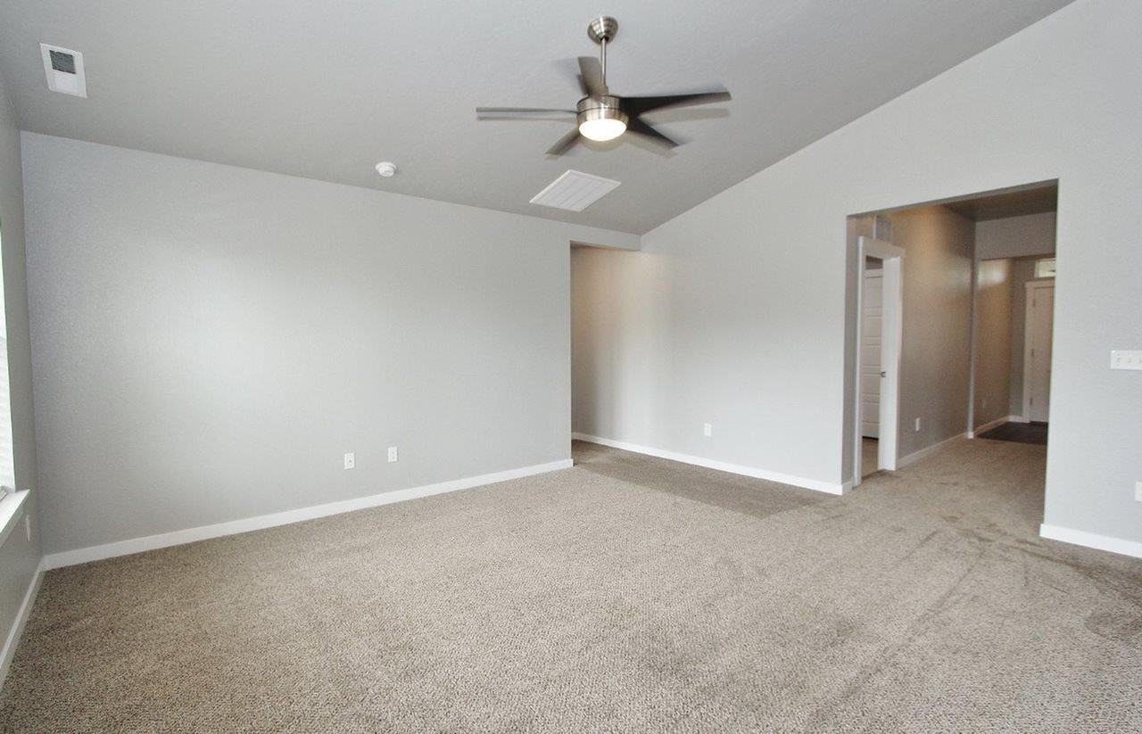 5027 W Philomena St - Photo 5 of 22