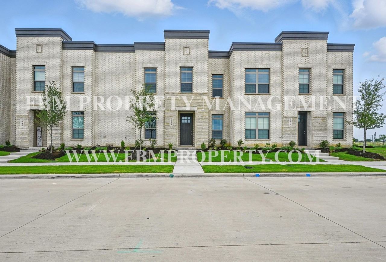 2908 Milana Dr