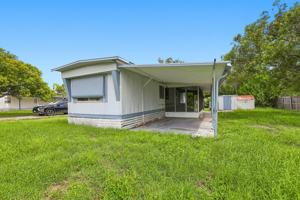 featured image of 7213 Commons Blvd