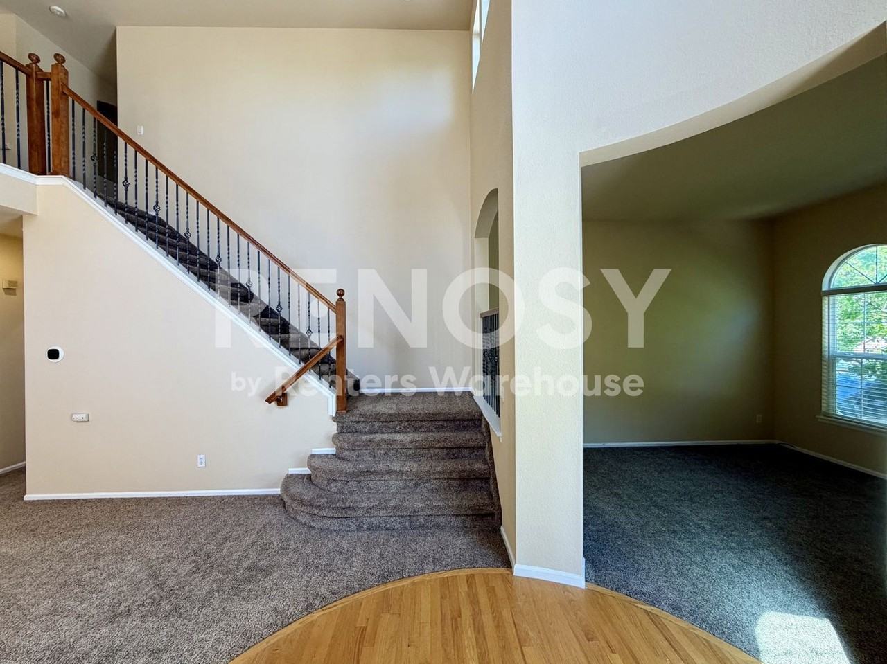 1467 S Haleyville Cir