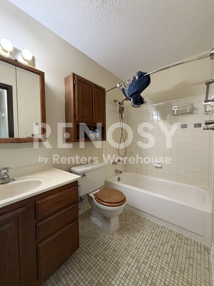 1601 N Innsbruck Dr #302 - Photo 3 of 19