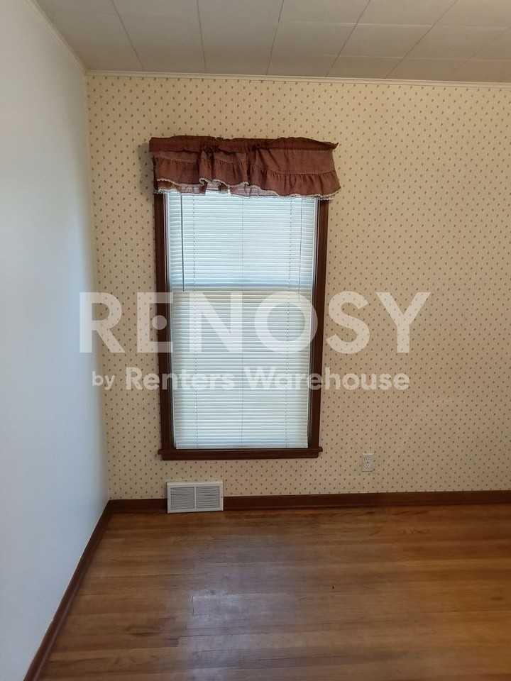 6233 3rd Ave S - Photo 5 of 45