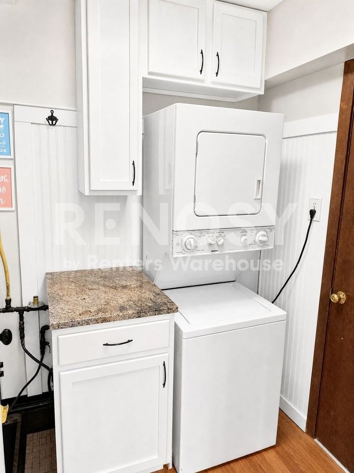 2775 Upland Ct - Photo 6 of 15