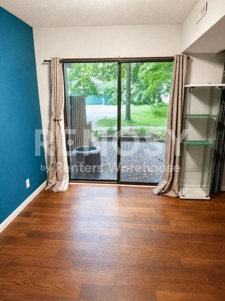 2775 Upland Ct - Photo 7 of 15