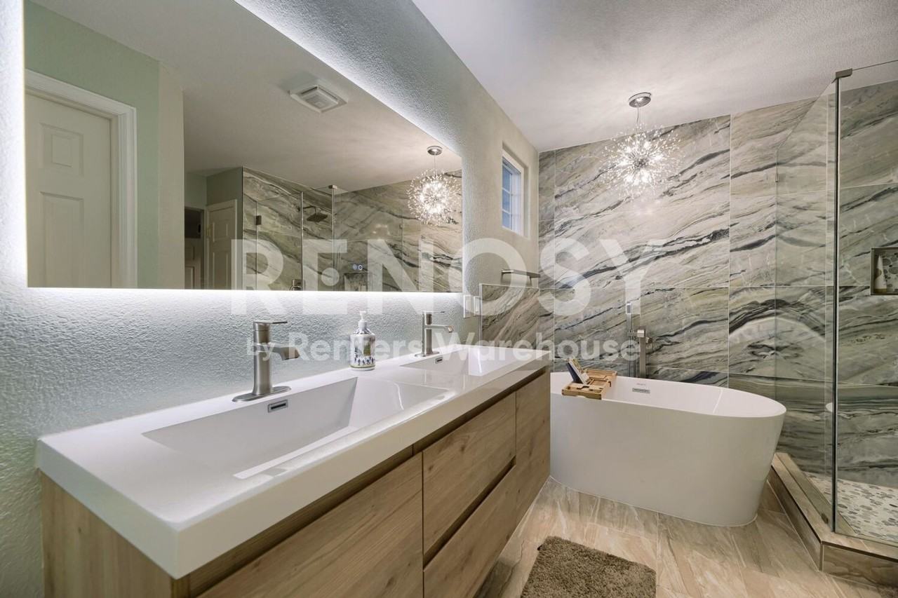 2947 S Lisbon Way - Photo 6 of 30