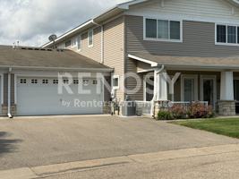 featured image of 982 Crossing Way