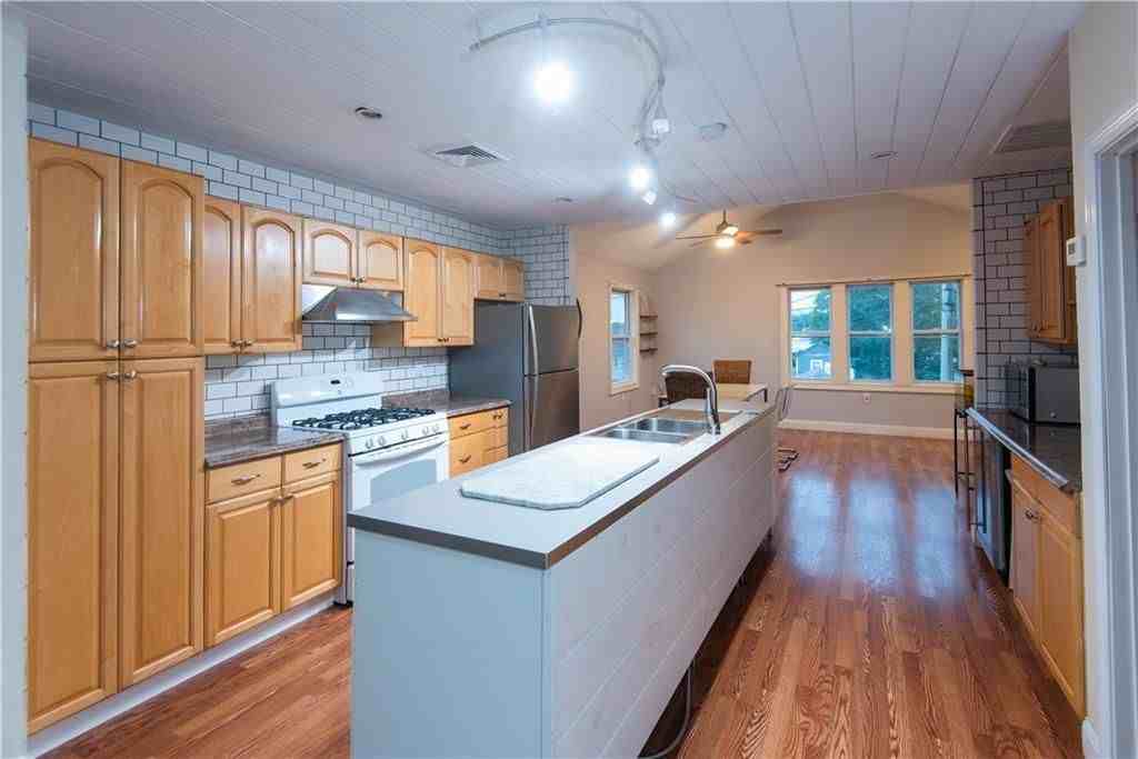 13 Island Ave - Photo 2 of 26