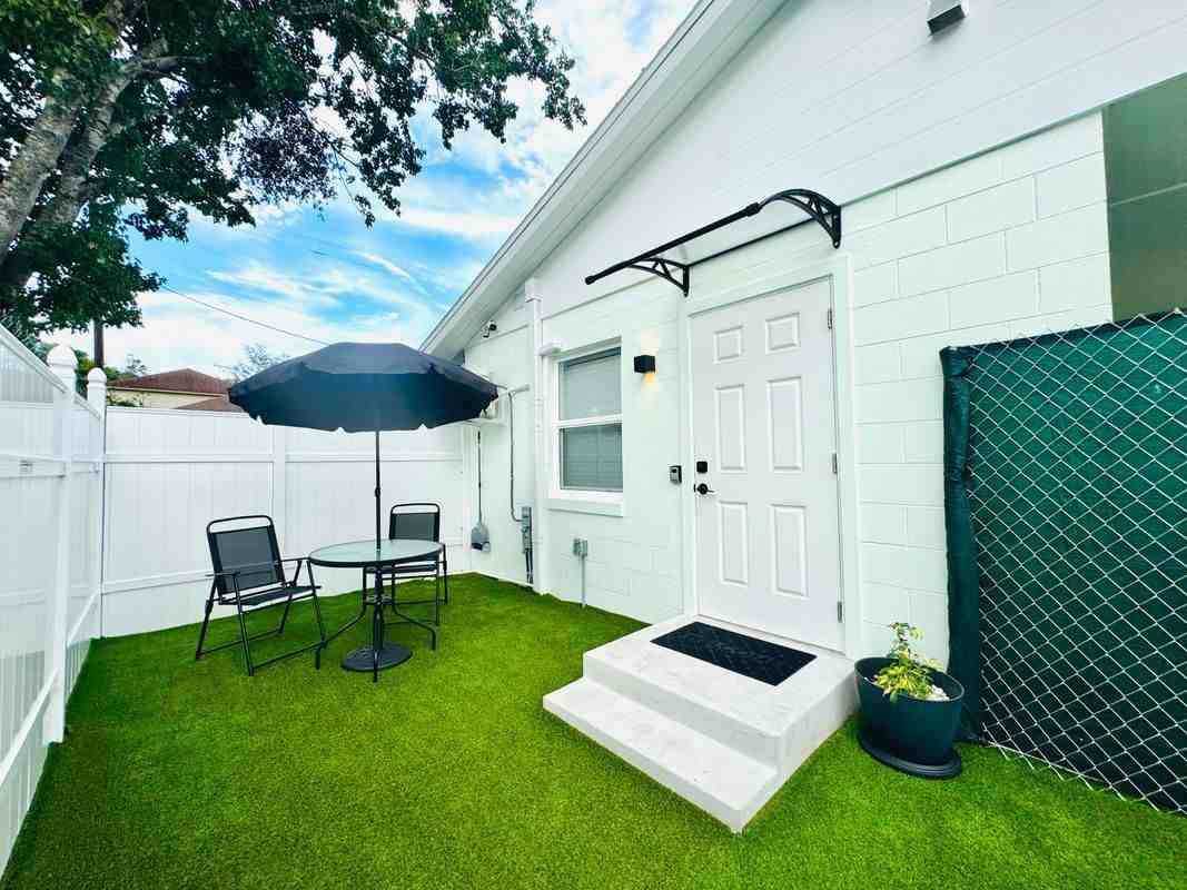 337 Adrienne Dr - Photo 5 of 5