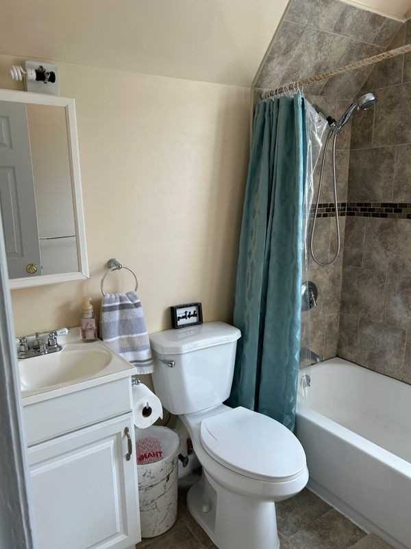 2857 Fairfield Ave ##3 - Photo 5 of 9